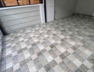 ปูพื้นกระเบื้อง