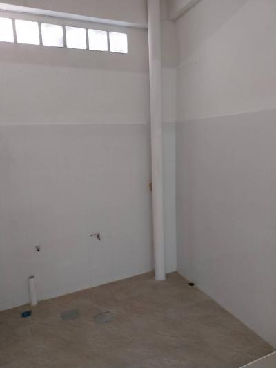 รับรีโนเวท ต่อเติม เทพื้น รับทาสี