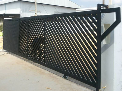 ประตูรั้วเหล็ก เพชรเกษม